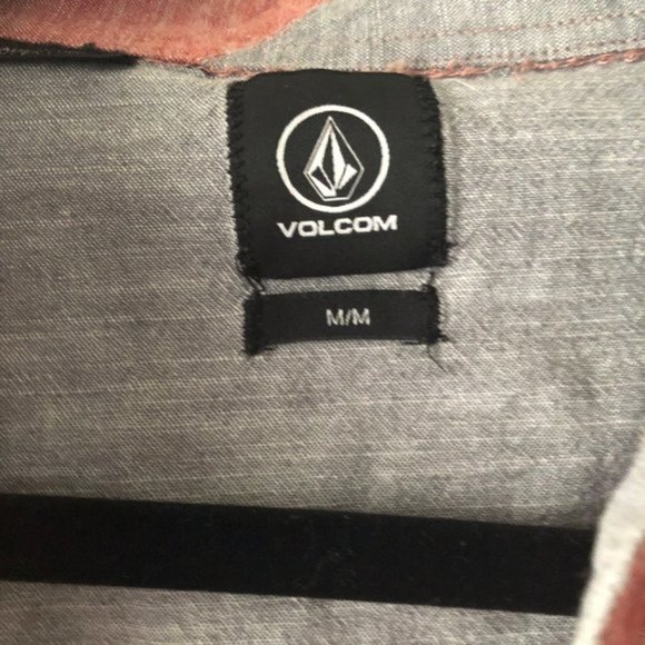 Volcom | Shirts | Sale Volcom Button Down Shirt | Poshmark